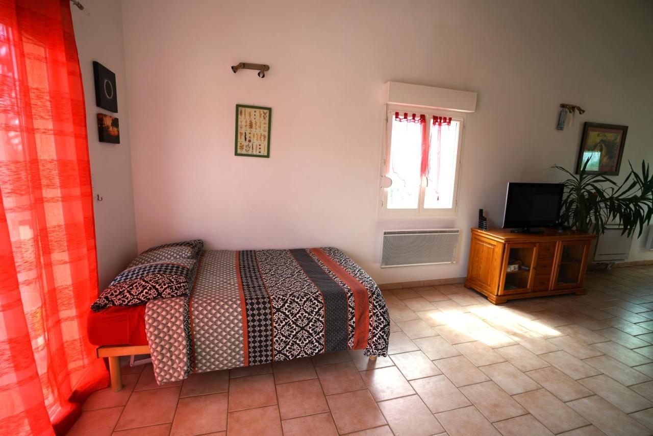 Loft Avec Mezzanine Apartment Монтаняк Екстериор снимка